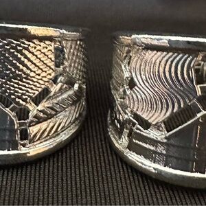 Silver Textured Cuff clip on